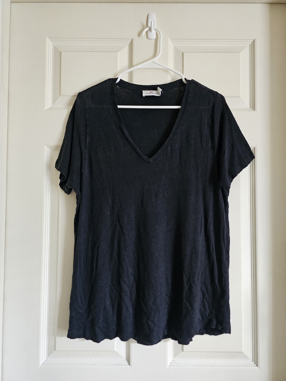 Vineyard Vines Black V-Neck Short Sleeve Tee
